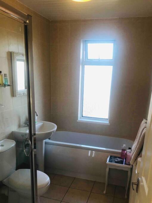2 Bed Sleeps 6 Beach Retreat St Annes On Sea Villa Литам Сент Аннс Екстериор снимка