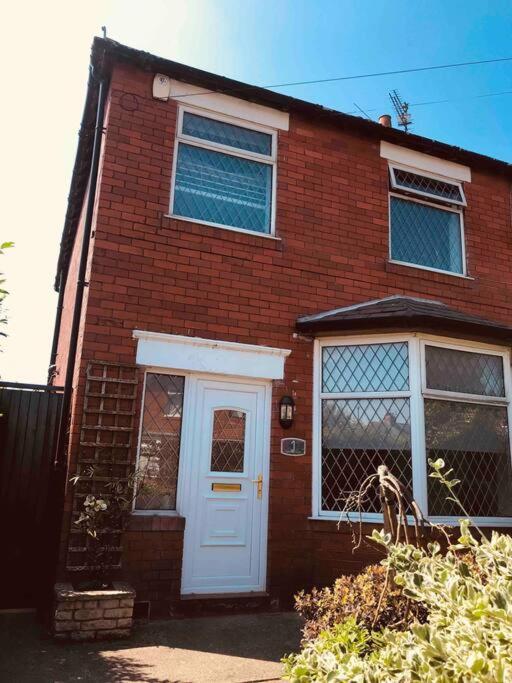 2 Bed Sleeps 6 Beach Retreat St Annes On Sea Villa Литам Сент Аннс Екстериор снимка