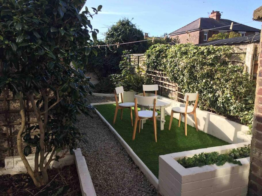 2 Bed Sleeps 6 Beach Retreat St Annes On Sea Villa Литам Сент Аннс Екстериор снимка