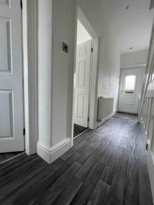 2 Bed Sleeps 6 Beach Retreat St Annes On Sea Villa Литам Сент Аннс Екстериор снимка