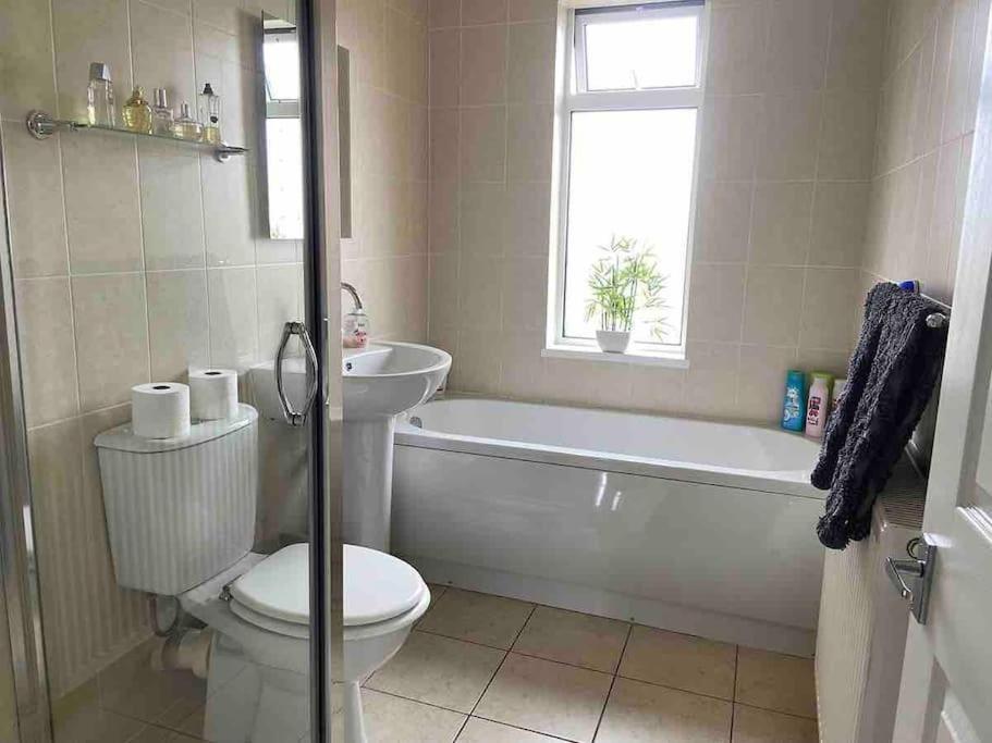 2 Bed Sleeps 6 Beach Retreat St Annes On Sea Villa Литам Сент Аннс Екстериор снимка