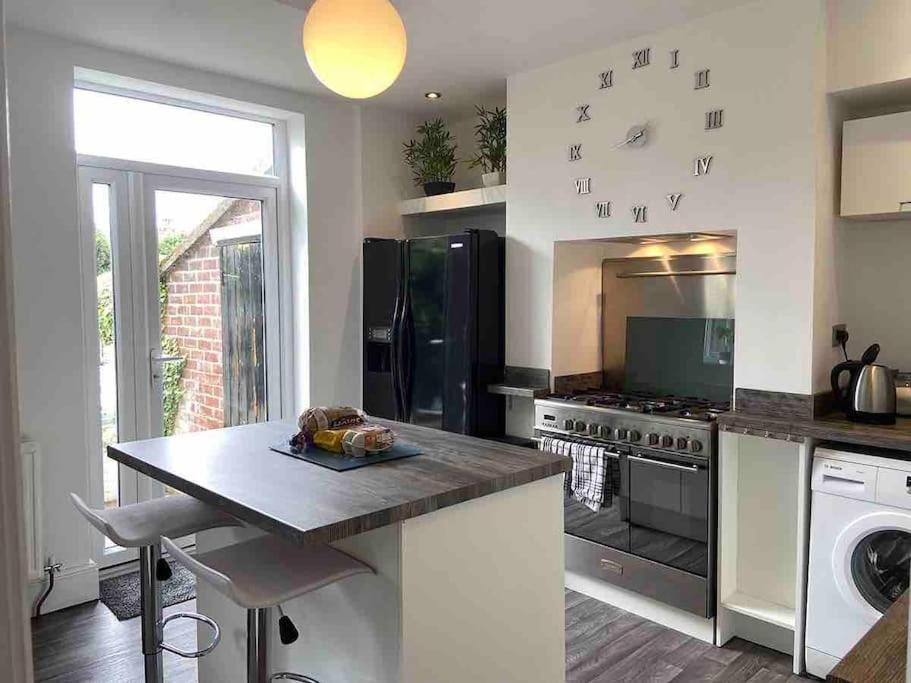 2 Bed Sleeps 6 Beach Retreat St Annes On Sea Villa Литам Сент Аннс Екстериор снимка
