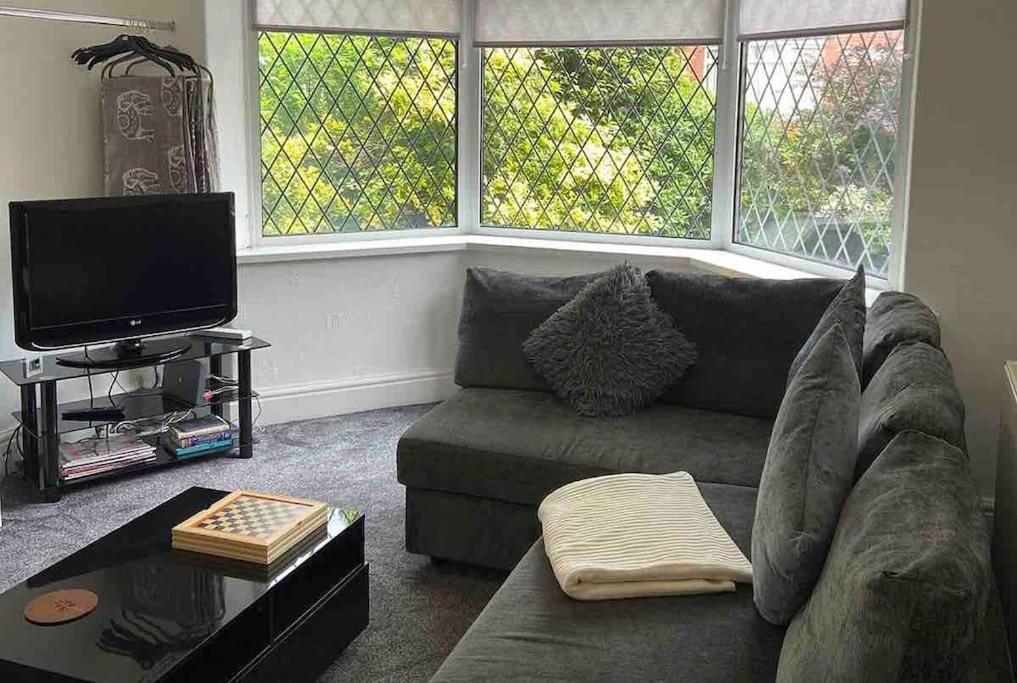 2 Bed Sleeps 6 Beach Retreat St Annes On Sea Villa Литам Сент Аннс Екстериор снимка